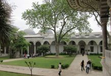 Exploring Cultural Landmarks and Traditional Crafts in Kazanlak